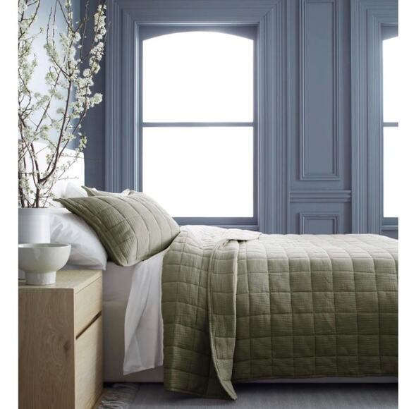 Quince Organic Luxury Airy Gauze Box Quilt Green Queen Olive NWOT - Picture 4 of 5